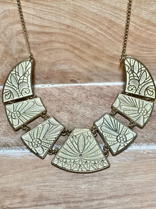 Jewelry - Gold-Tone Engraved Fan Pendant Statement Necklace in Pale Yellow